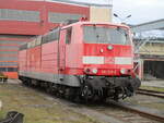 Mukran/806948/noch-traegt-die-181-218-die Noch trägt die 181 218 die DB Farben.In der Mukraner Werkstatt wird die Lok die SEL Farben bekommen.Aufgenommen am 19.März 2023.