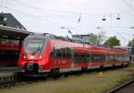 br-442144224429442/340449/442-352-1-als-s1-von-warnemuende 442 352-1  als S1 von Warnemnde nach Rostock Hbf kurz vor der Ausfahrt im Bahnhof Warnemnde.09.05.2013