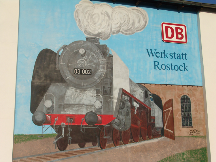 03 002 gesehen bei der DB Werkstatt beim BW Rostock Hbf.(27.03.2011)
