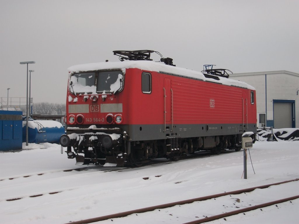 143 564 Bh Rostock am 04.Dezember 2010 in ihren Heimatbw.