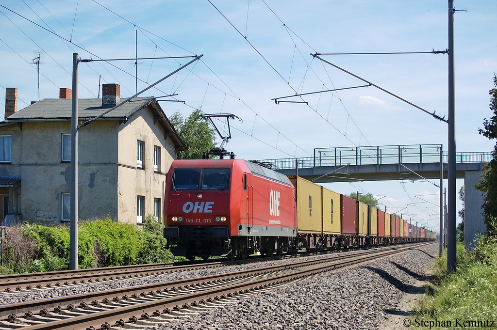 145-CL 013 (145 091-5) OHE - Osthannoversche Eisenbahnen AG mit Containerzug in Vietznitz Richtung Friesack(Mark) unterwegs. 02.08.2011