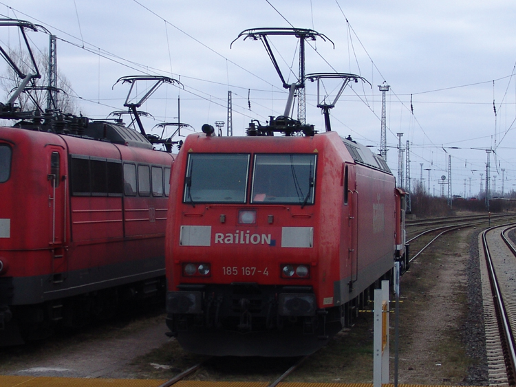 185 167-4 abgestellt im BW Rostock-Seehafen(19.02.2011)