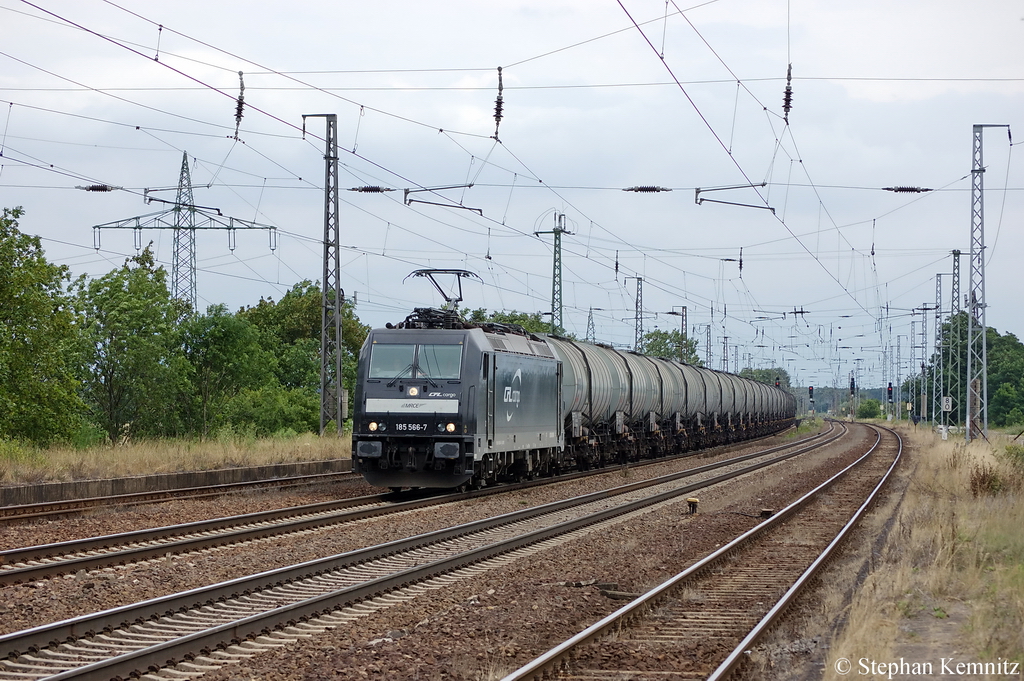 185 566-7 MRCE im Dienst fr CFL Cargo mit einem Benzol Kesselzug in Saarmund. 20.07.2011