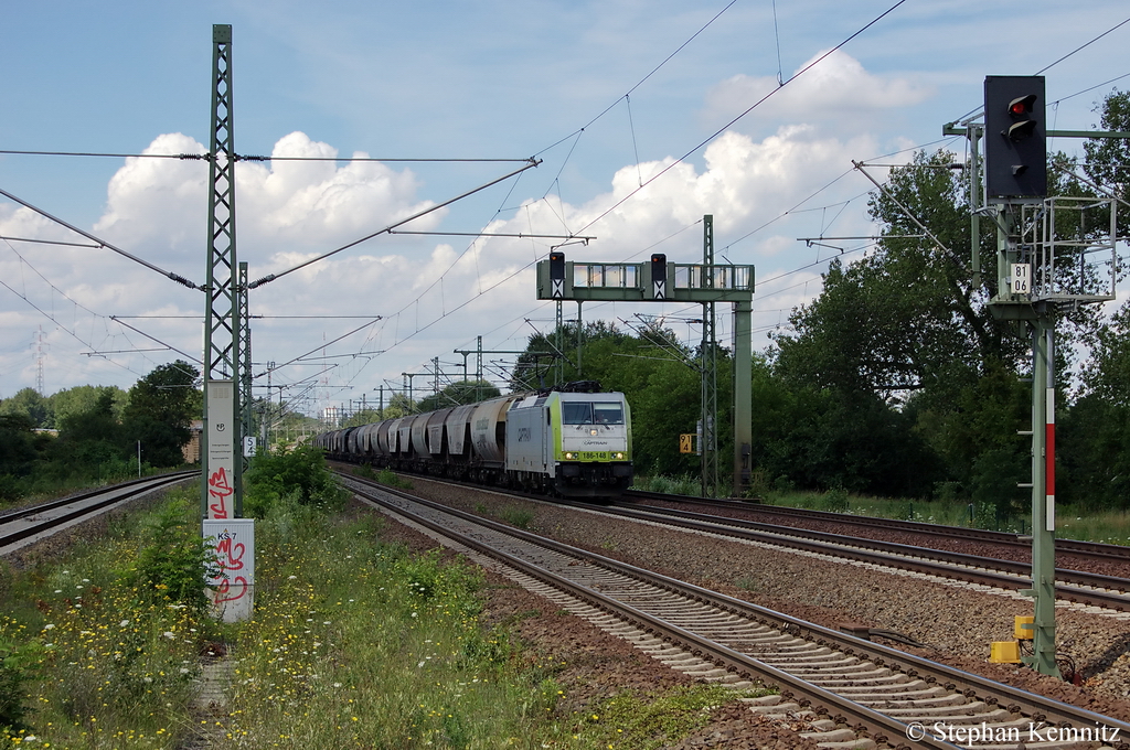 186 148-3 Captrain mit Getreidezug in Dieskau Richtung Leipzig unterwegs. 19.07.2011