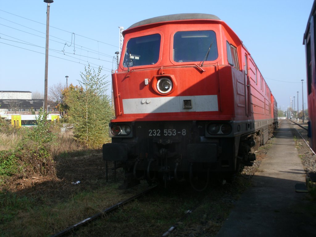 232 553 wartete,am 29.Oktober 2011,in der Est Berlin Lichtenberg auf neue Aufgaben.
