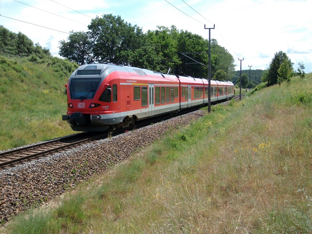 429 028 am 06.Juli 2010 zwischen Borchtitz und Lietzow im Einschnitt von Saiser.