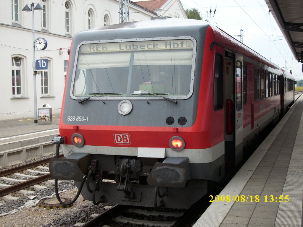 Auf der Fahrt von Szczecin Glowny nach Lbeck legte 628 656 am 18.August 2008 in Gstrow einen Halt ein.