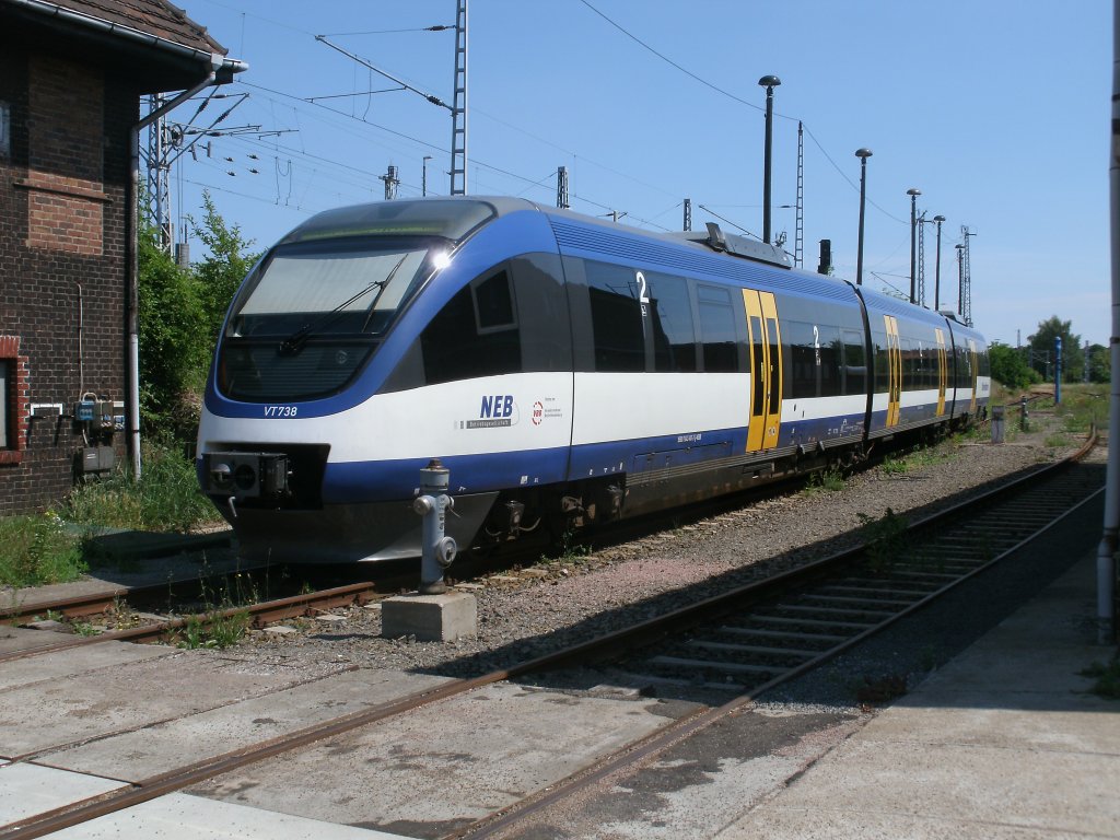 Bei meiner Aufnahme,am 12.Juni 2011,stand der NEB VT 738 noch in der Einsatzstelle Berlin Lichtenberg.