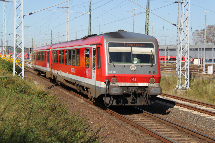 DB-Landplage als Leerfahrt von Lbeck nach Rostock Hbf bei der Einfahrt im Rostocker Hbf.30.09.2011