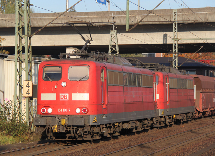 Dieses leckeren Schtzchen kam am 22.10.2011 auch vor meine Kamera im Bahnhof Hamburg-Harburg gefahren.