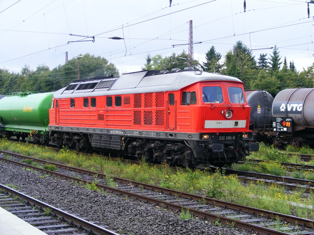 Eine DB 232 steht am 30.08.2010 im Bahnhof Gladbeck-West.