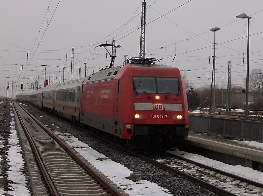 IC 2212 Koblenz-Binz wurde am 13.Januar 2011 von Rostock nach Binz von 101 048 gezogen.
