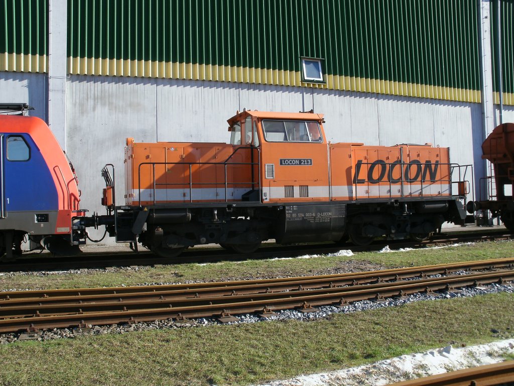 LOCON-213 am 12.Februar 2011 in Stralsund Nordhafen.