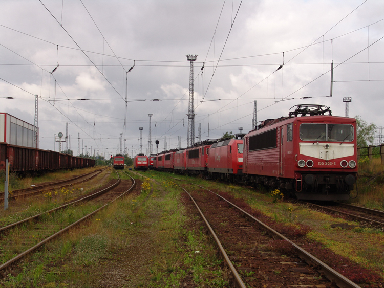 Lokzug abgestellt im Kombiwerk Rostock-Seehafen