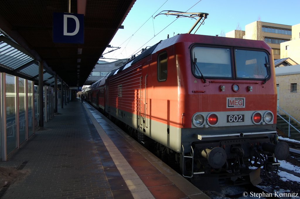 MEG 602 (143 204-6) mit der RB21 (RB 18670) nach Wustermark in Potsdam Hbf. 08.01.2011