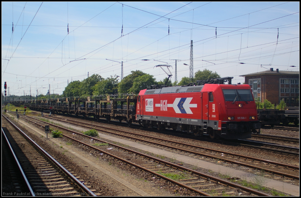 RheinCargo 2056 / 185 588-1  MEV  mit leeren Autotransportwagen am 16.07.2013 in Magdeburg