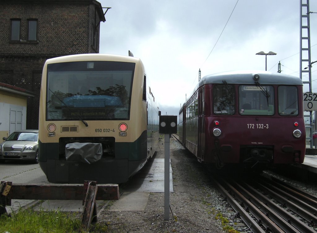 Stammtriebwagen PRESS VT650 032 und Gasttriebwagen 172 132/172 171 in Bergen/Rgen.