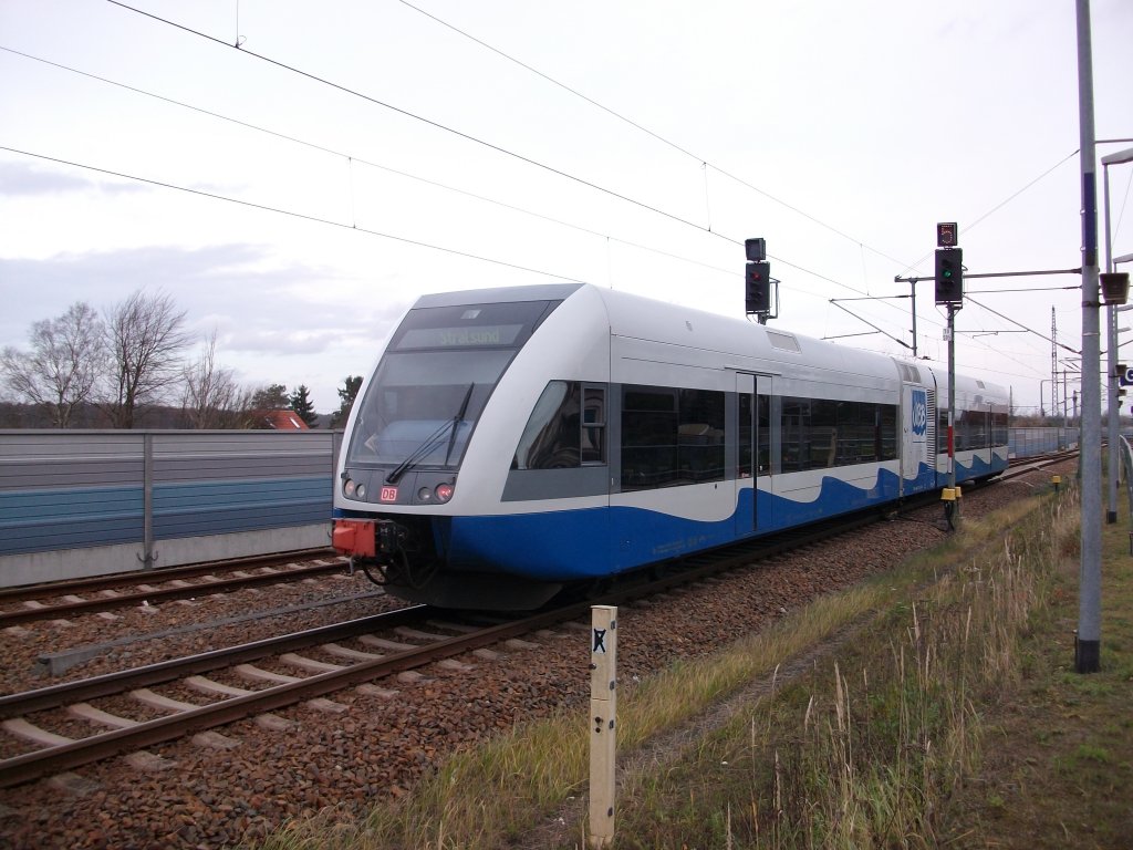 UBB 24017 Barth-Stralsund wurde am 13.November 2010 vom 646 107 gefahren,als Dieser den Bahnhof Velgast verlie.