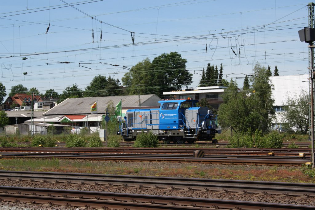 VPS Vossloh G6 Fhrt am 03.06.2011 durch den Bahnhof Buchholz i.d Nord Heide.