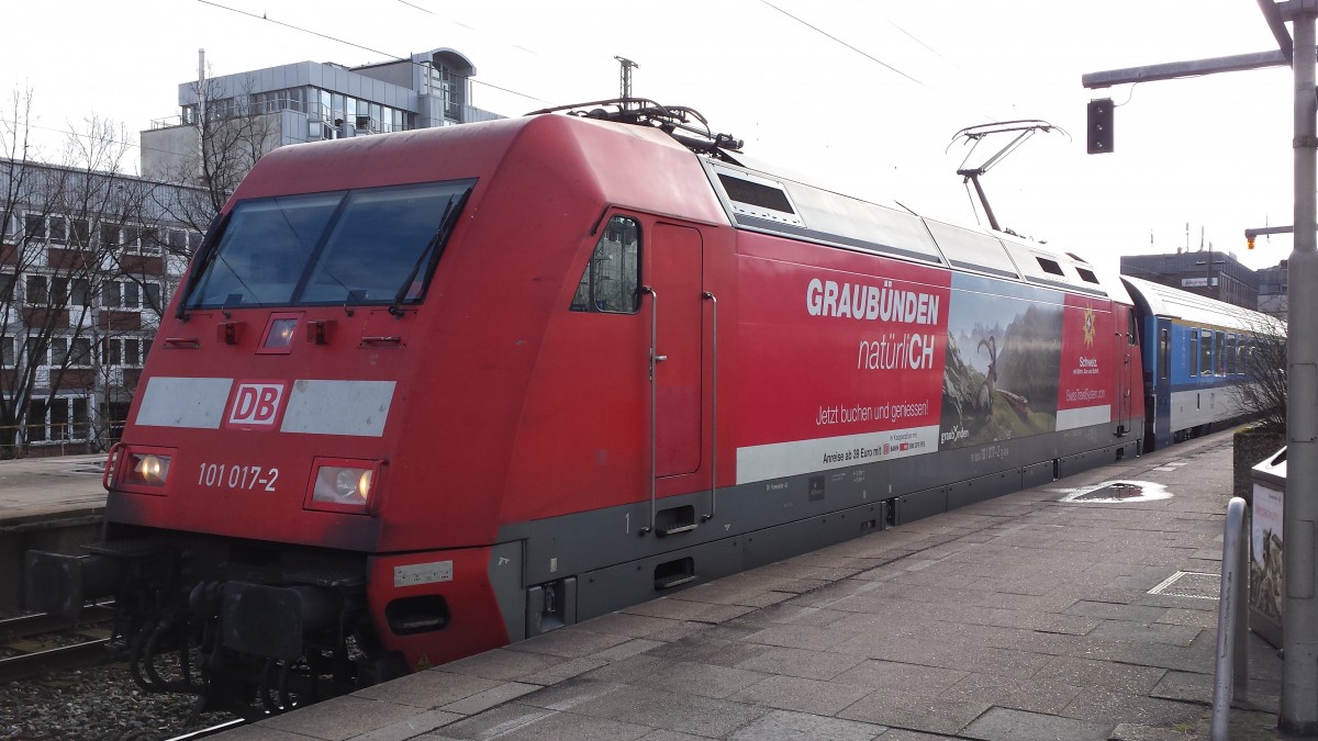 101 017-2 mit EC 177 von Hamburg-Altona nach Praha hl.n.kurz vor der Ausfahrt in Hamburg-Altona.09.02.2016
