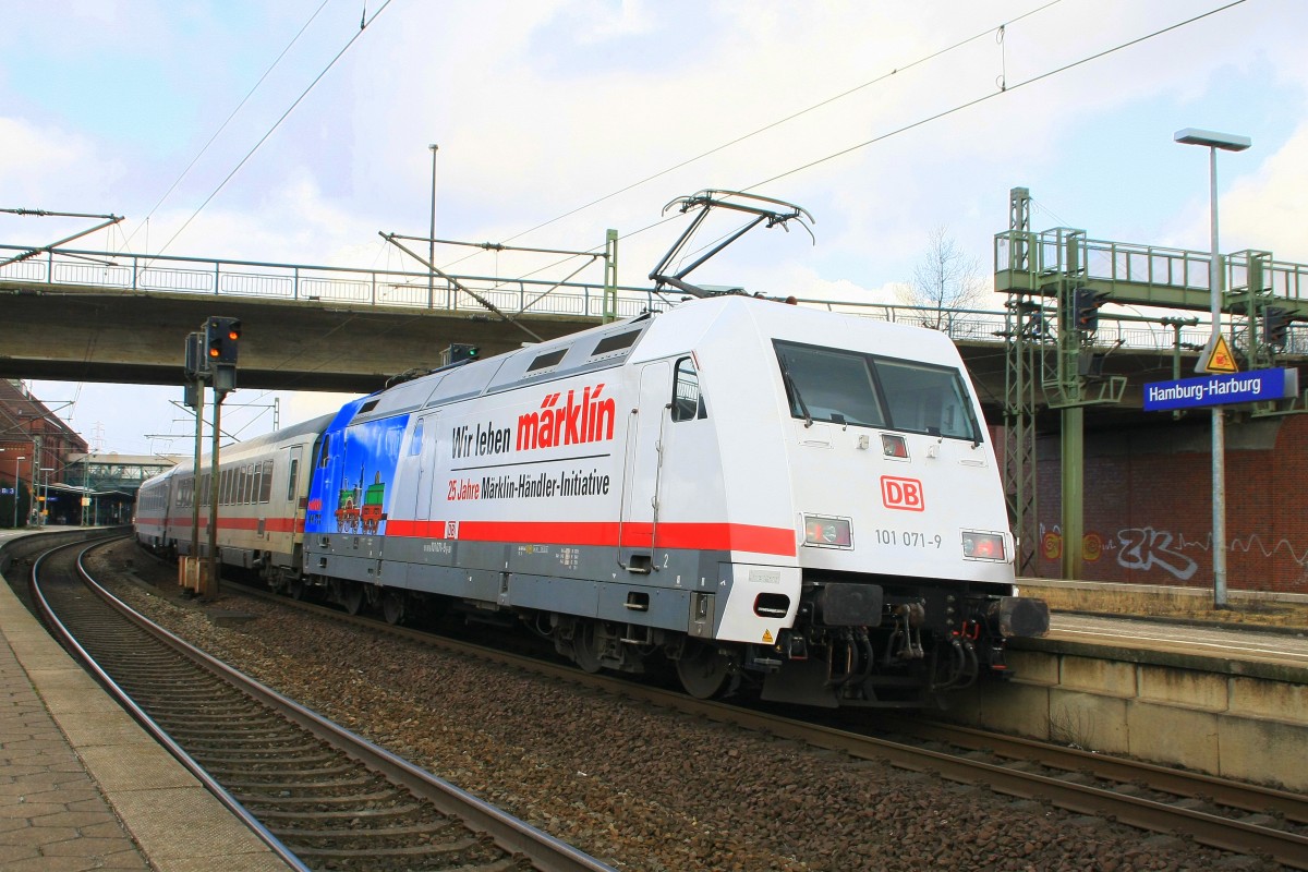 101 071  Märklin  mit IC 2310 am 25.02.2015 in Hamburg-Harburg