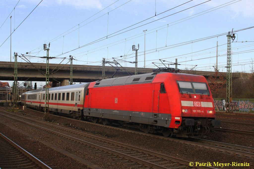 101 115 mit InterCity nach Süden am 16.01.2015 in Hamburg-Harburg