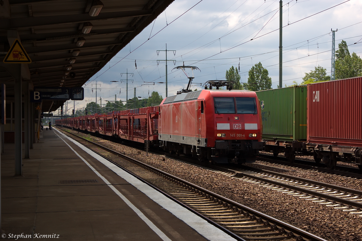 145 001-4 DB Schenker Rail Deutschland AG mit einem leeren Autotransportzug in Berlin-Schönefeld Flughafen und fuhr nach etwa 80min weiter in Richtung Grünauer Kreuz. 15.05.2014