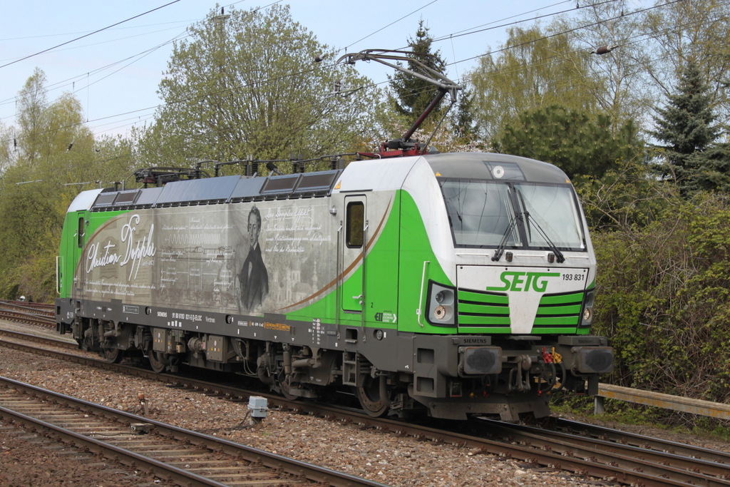 193 831-5  Christian Doppler  beim Rangieren im Bahnhof Rostock-Bramow.30.04.2016
