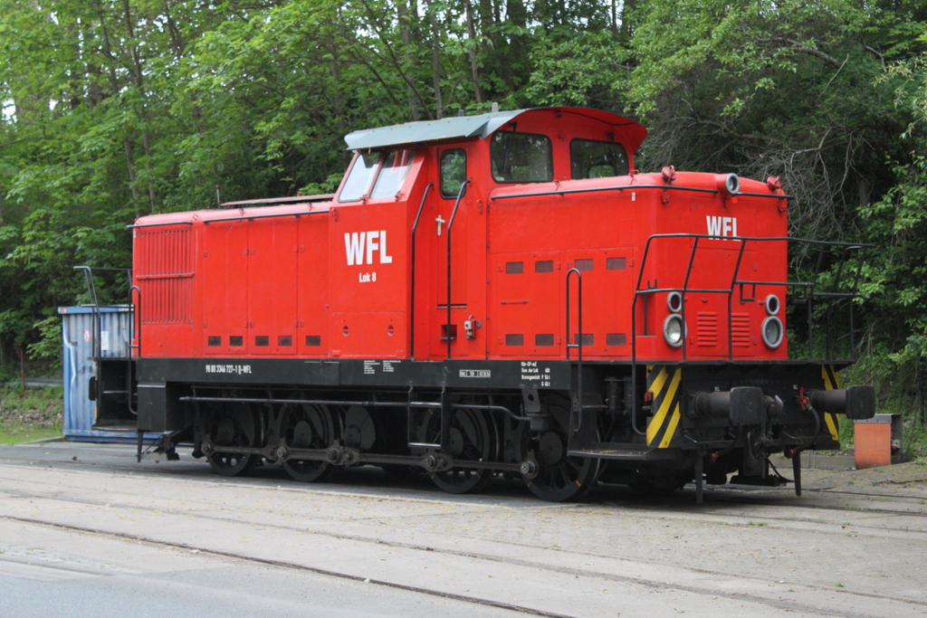 346 727-1(Lok 8)der Firma WFL stand am Morgen des 20.05.2017 im Rostocker Fracht und Fischereihafen abgestellt.