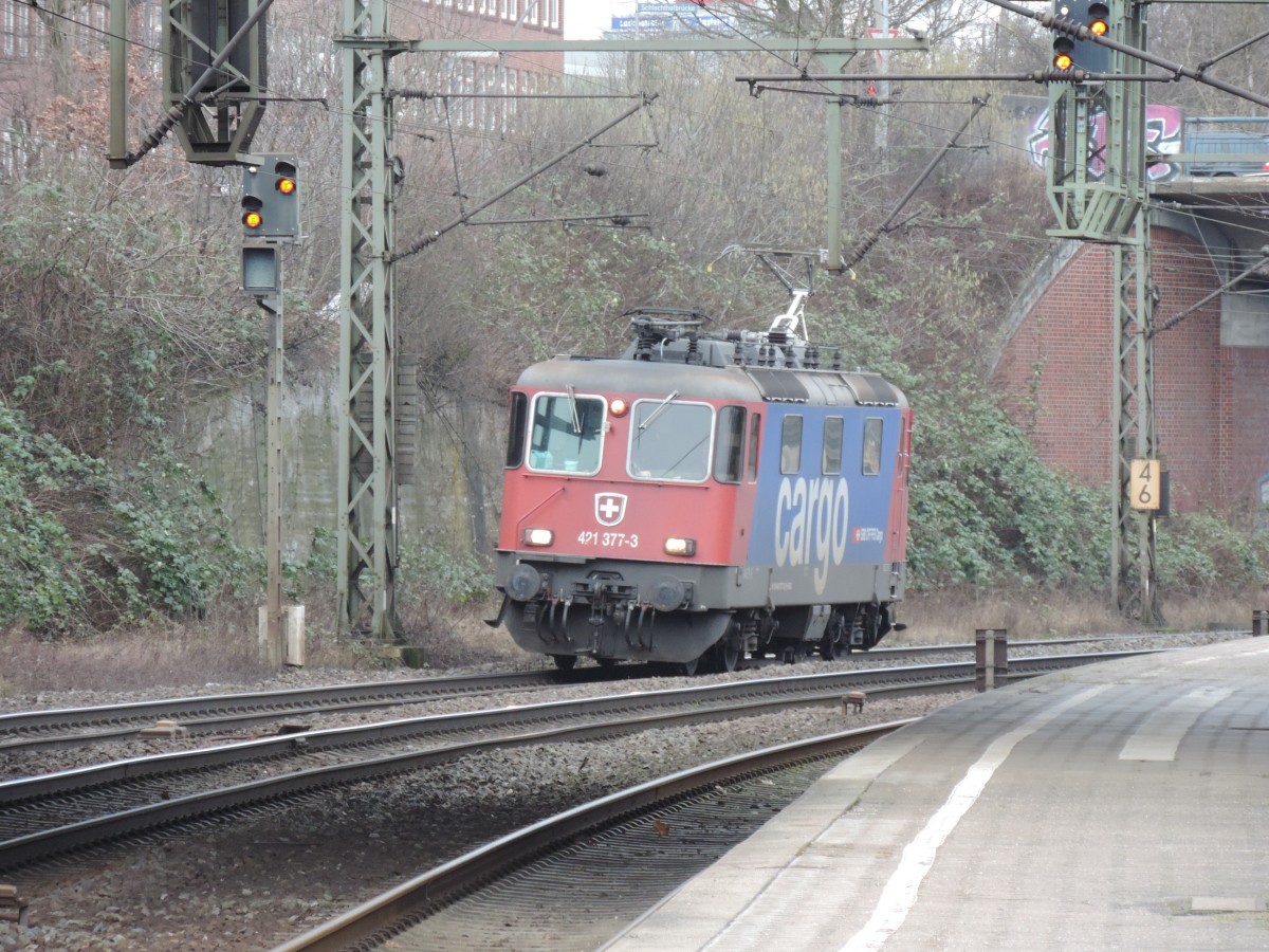 421 377-3 stand am 09.02.2016 im Bahnhof Hamburg-Harburg.