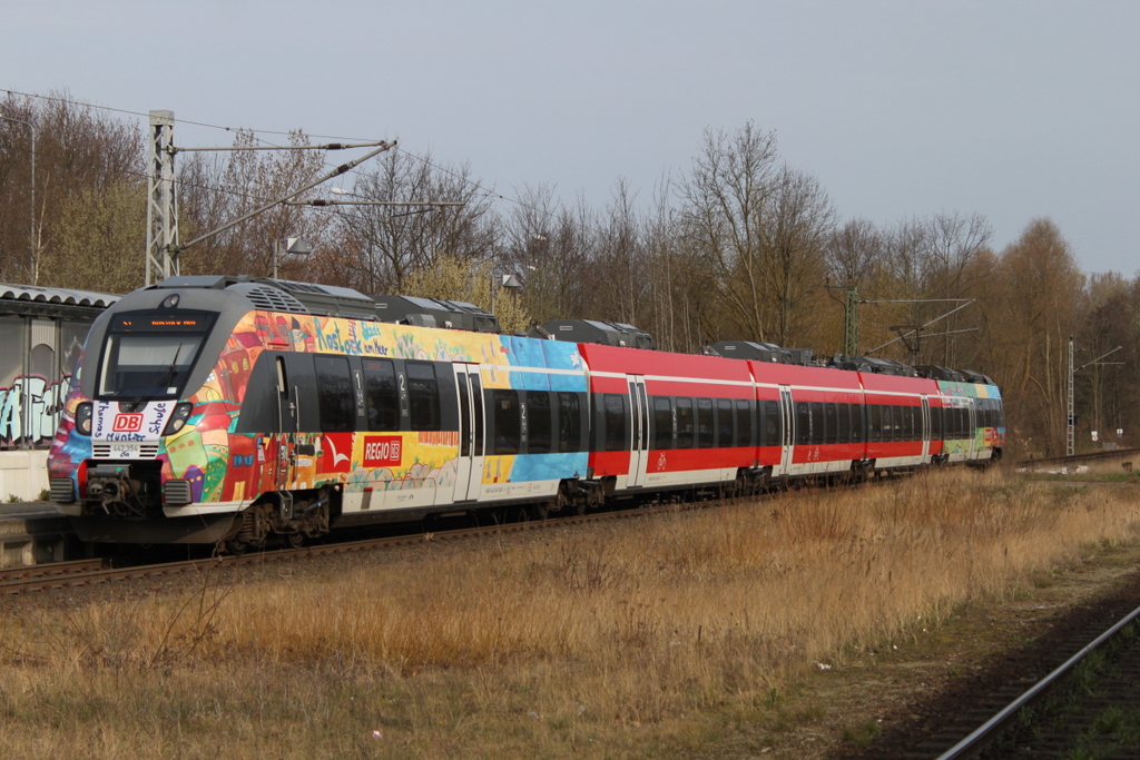 442 354 als S1 von Warnemünde nach Rostock Hbf bei der Einfahrt im Haltepunkt Rostock Lütten-Klein.01.04.2017