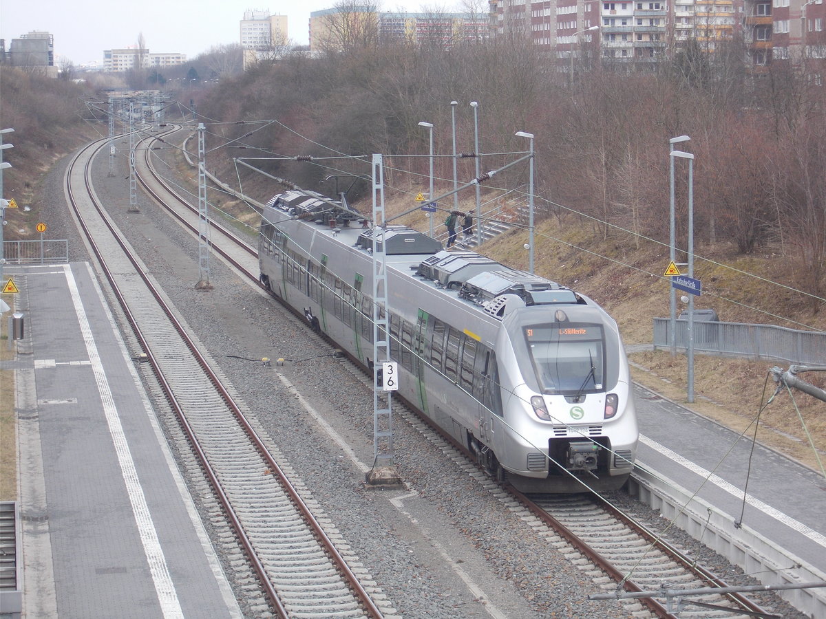 Ausfahrt aus der Station Karlsruher Strae fr den 1442 134,am 02.April 2018,in Leipzig.
