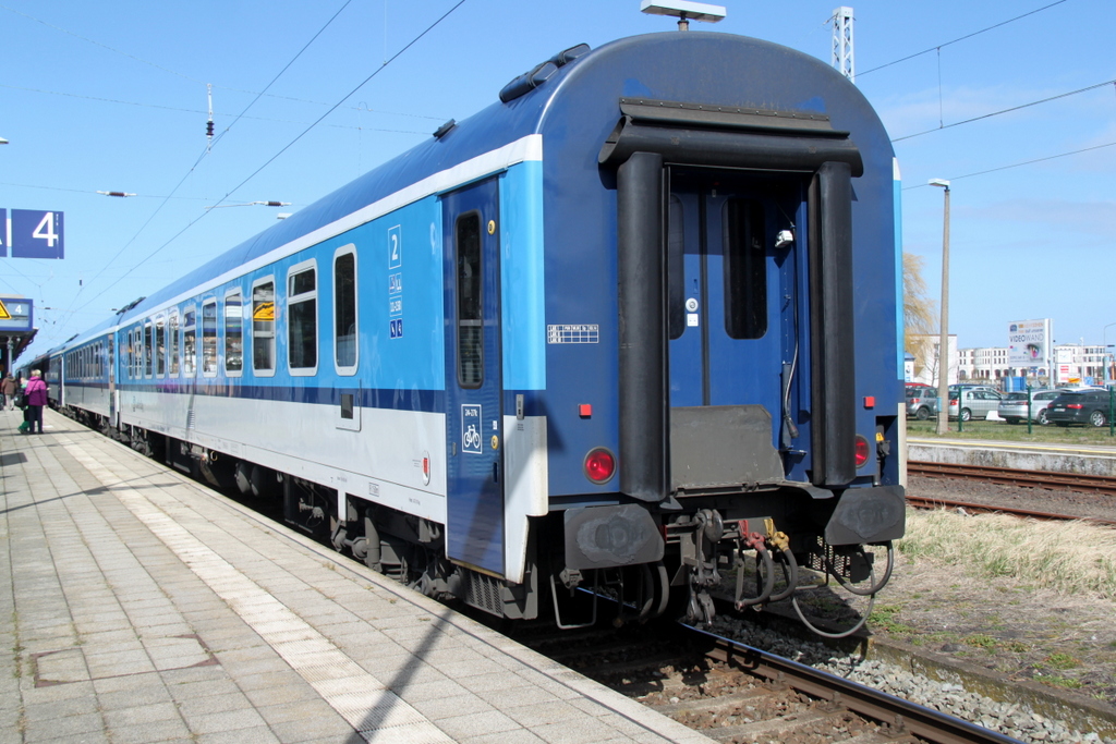 CD-Bdmpee Wagen lief am Ende des des EC 179(Warnemnde-Prag)mit Aufgenommen am 03.04.2015