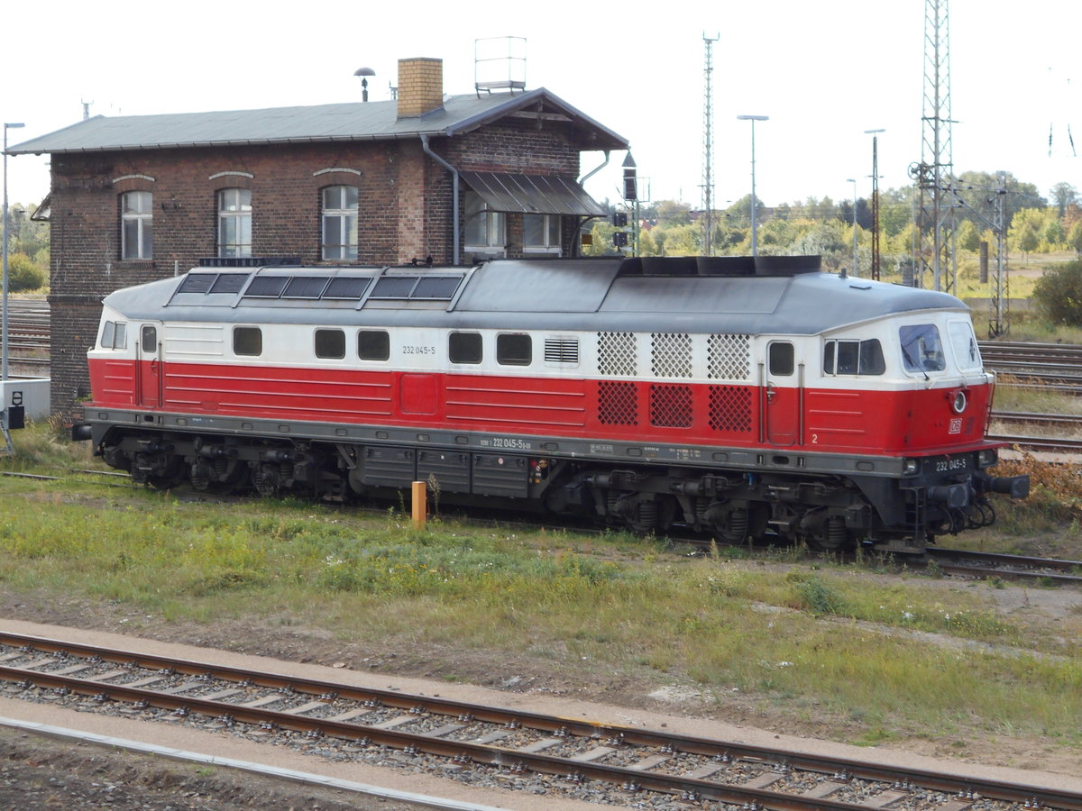 Die EWR 232 045 bei der Pause,am 22.September 2018,in Angermünde.