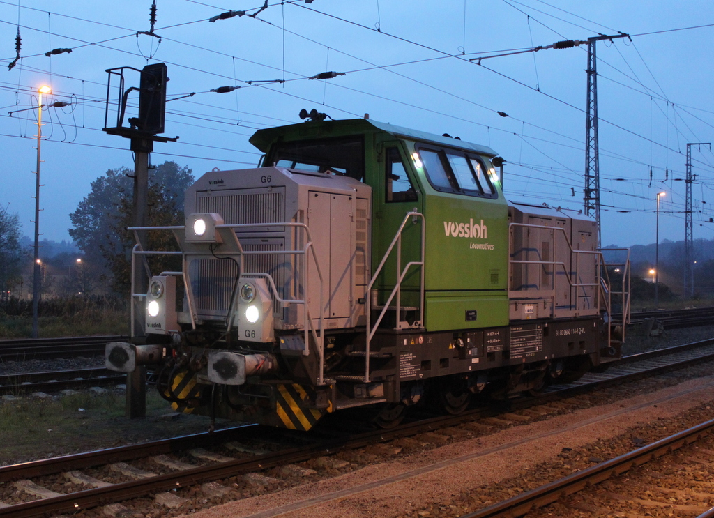 Die Rostocker G6(650 114-8)stand am Abend des 30.10.2015 gemtlich im Rostocker Hbf rum.