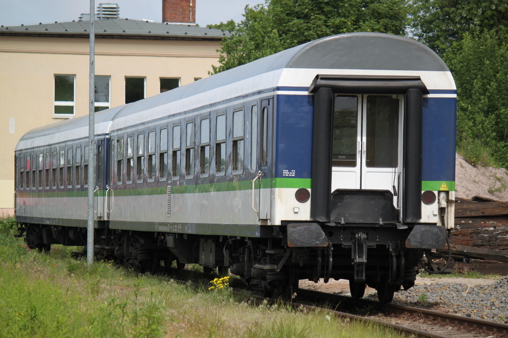 Diese 2x ABomz waren am 24.05.2014 im Rostocker Hbf abgestellt laut Anschrift D-CBB.