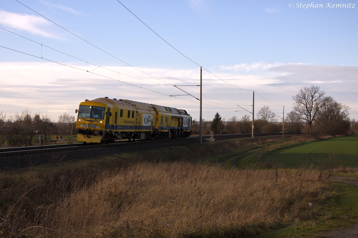 Durch Stendal(Wahrburg), aus Richtung Salzwedel komment, kam Alpha Rail Team Schienenfräse SF03 FFS plus (9427 001-9)  Noel Amelie  der LINSINGER Austria. Es ging in Richtung Hbf weiter. Netten Gruß an den Tf! 27.12.2013