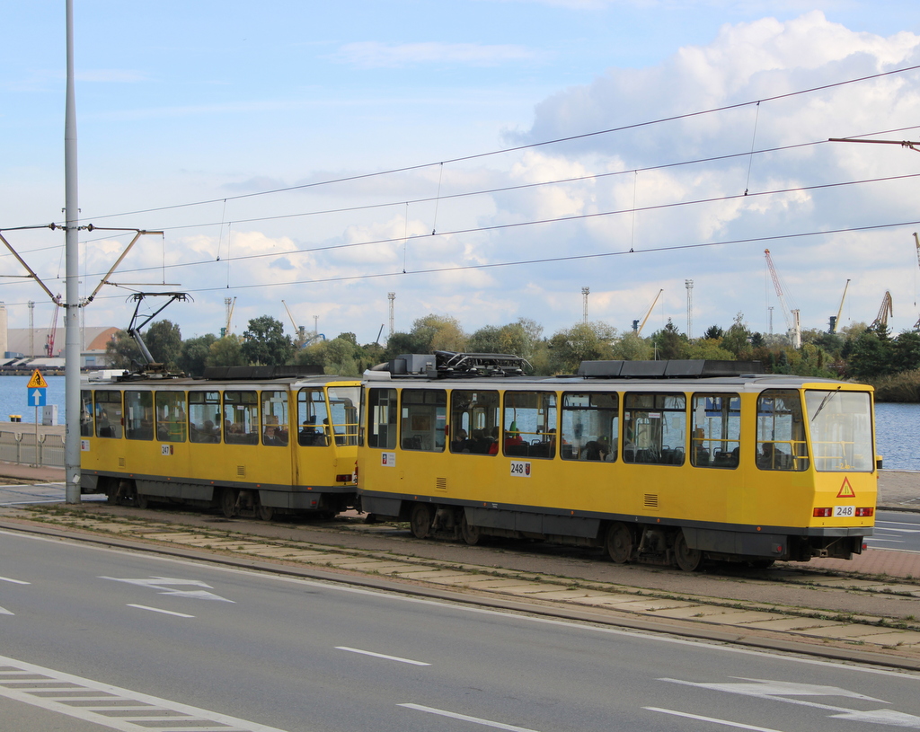 Ehemalige BVG-Tatra am 06.10.2021 in Stettin Wały Chrobrego