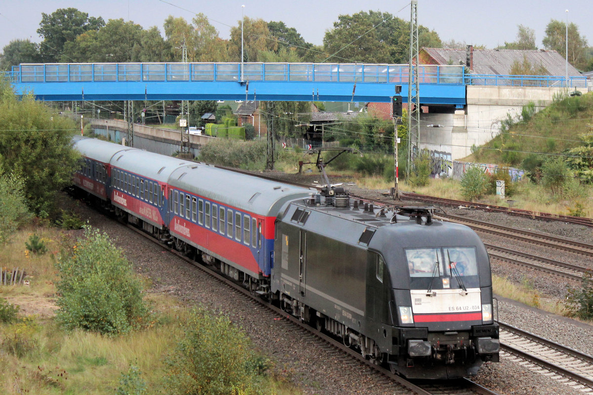 ES 64 U2-034 (BTE) mit den HKX auf den Weg nach Köln. Tostedt den 24.09.2017