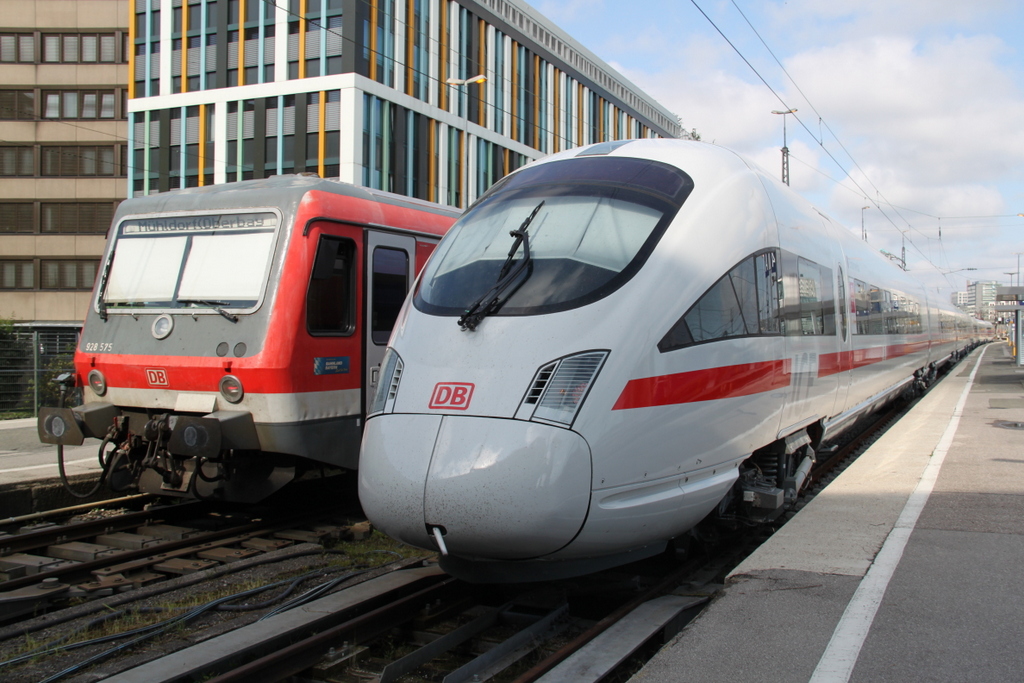 ICE-T und 928 575 in Mnchen Hbf.24.07.2016