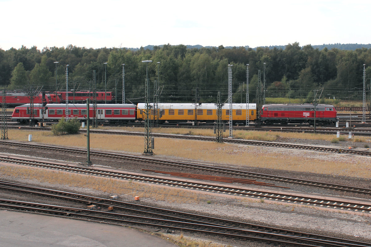 MEG 304 mit Messzug am 22.09.2016 in Maschen - Rangierbahnhof.