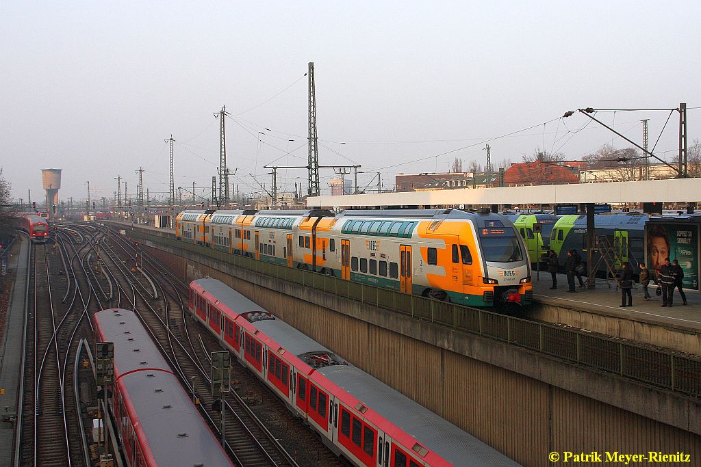 ODEG ET445.107 als RB71 nach Elmshorn am 16.02.2015 in Hamburg-Altona