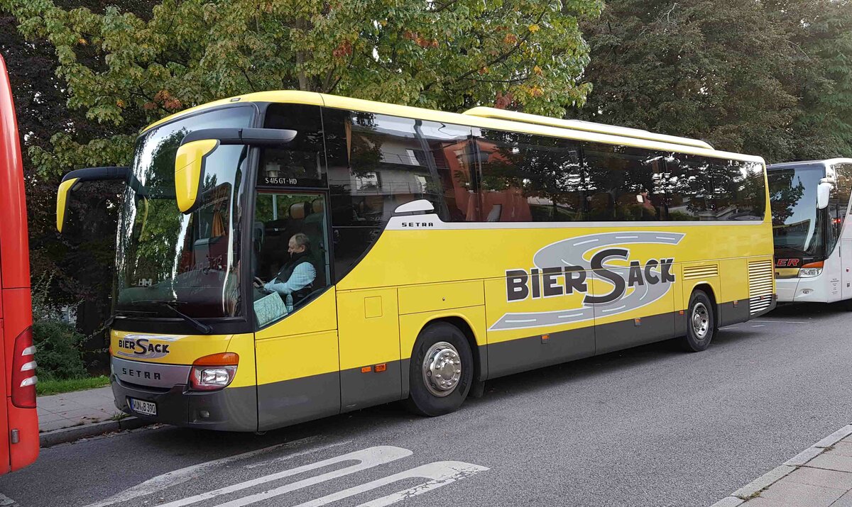 Setra 415 GT-HD von BIER-Sack steht in Friedrichshafen