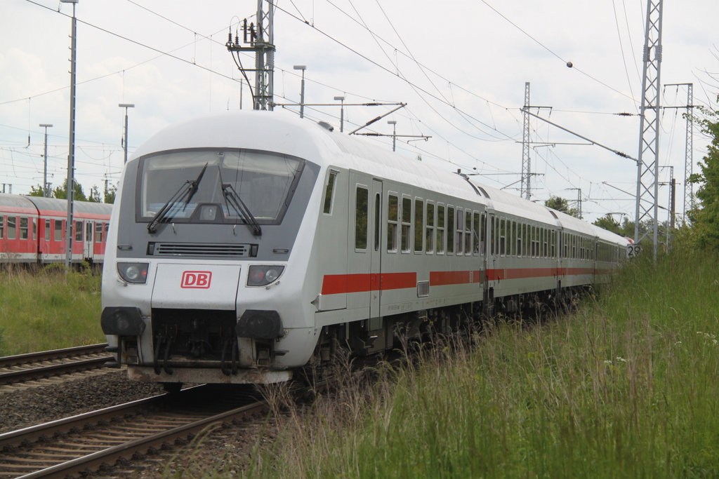 Steuerwagen(Bpmbdzf)als IC2239 von Warnemnde nach Leipzig Hbf bei der Ausfahrt im Rostocker Hbf.29.05.2015