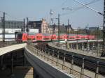 Berlin`s bekannte Sehenswrdigkeiten und die Berliner Stadtbahn am 12.April 2009 aufgenommen vom Berliner Hbf.