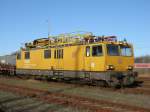 Bahndienst W�hrend die ORT-Triebwagen von Mukran verschwunden sind,blieb 711 005 in Mukran.Aufnahme vom 14.Januar 2012.