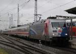 BR 101 101 060-2 mit IC 2377 von Ostseebad Binz nach Karlsruhe Hbf bei der Einfahrt im Rostocker Hbf.08.01.2012
