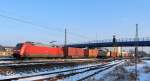 BR 101 Sch�nes Ding ! BR 101 089-1 mit einen vollen Containerzug durchf�hrt den Bf Tostedt in Richtung Bremen. Datum 31.01.2012