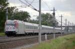 BR 101 101 040-4 'WM Fan-Connection' mit dem IC 2861 nach Berlin Ostbahnhof zwischen Gro�wudicke und Rathenow. Am Ende schob die 101 67-7. 13.06.2010