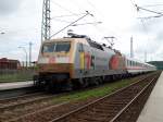 BR 120 120 159 am 23.Juni 2010 mit dem IC 2356 Binz-D�sseldorf beim Halt in Bergen/R�gen.